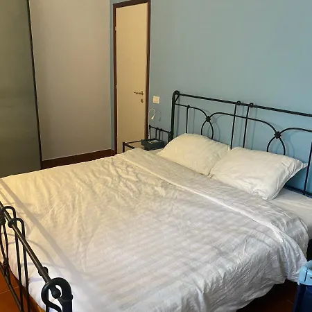 Flat In Garden Resort, Malcesine, Italy