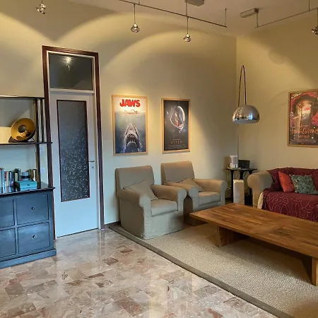 Flat In Garden Resort, Malcesine, Italy